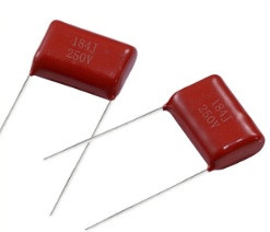 धातुई पॉलिएस्टर फिल्म संधारित्र 184J/250V P20mm