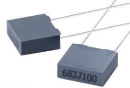 गुणवत्ता  Antirust Metalized Polyester Film Box Type Capacitor 1.75UR Fire Retardant कारखाना